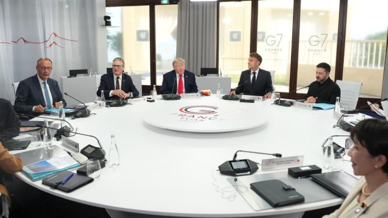 Зеленски: Лидерите от Г-7 са единодушни, че Русия не печели войната